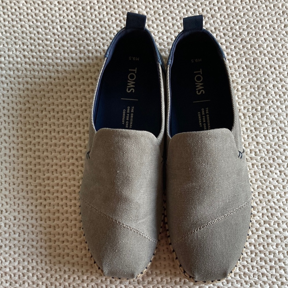 NWOT TOMS Deconstructed Alpargata Rope Drizzle Grey Washed Canvas - Sz 9.5